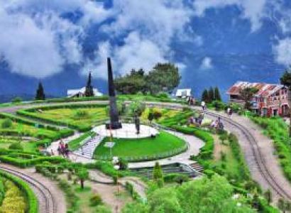 ANMOL HIMALAYA TOUR  (Gangtok 3N - Lachung 2N - Pelling 2N - Darjeeling 2N)