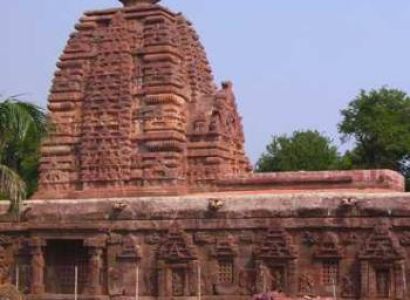 Hyderabad with Srisailam & Ramoji Tour