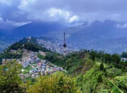 North East Delight with Pelling Tour
