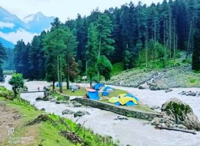 3 Nights 4 Days Trekking to the Beautiful Lake of Kashmir