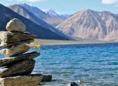 Leh City- Sangam River- Nubra Valley- Pangong Lake- Hemis Monastery 8 Days