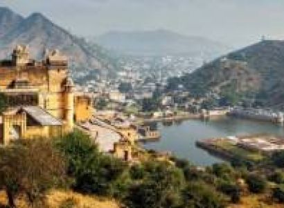 Rajasthan Tours { Jaipur 2 Night , Jodhpur 2 Night , Udaipur 2 Night. }