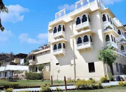 Celebrate Your New Year at Kumbhalgarh for Couples 2 Nights