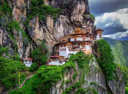 THIMPU - PUNAKHA - PARO