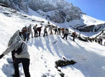 5 Nights - 6 Days Manimahesh Trek Tour