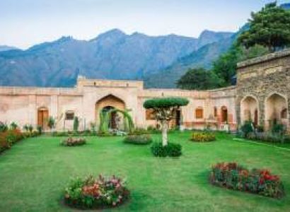 1N Srinagar + 2N Pahalgam + 1N Gulmarg