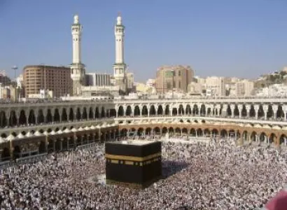 14 N 15 D Umrah Tour Package