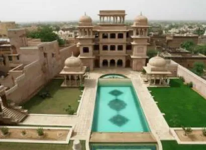 2 Nights 3 Days Jaipur - Mandawa Tour
