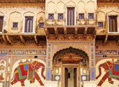 Rajasthan Tour With Khajuraho And Varanasi
