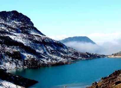 7 Night 8 Days Gangtok - Lachung - Pelling and Darjeeling Tour