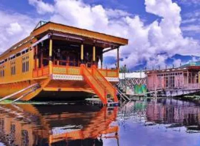 Tour Kashmir Honeymoon 5 N / 6 D