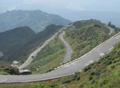 Receive from Bagdogra airport and NJP to Darjeeling hill