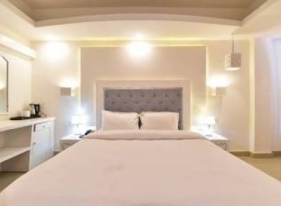 Honeymooners Package