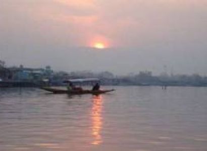 4 Nights / 5 Days Srinagar Package