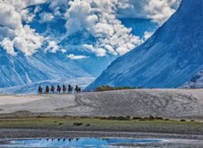 4 Nights 5 Days Leh - Nubra - Pangong Tour