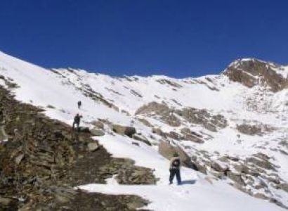 Kedarkantha Trek Tour