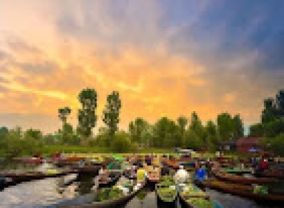 5 Nights and 6 Days Amazing Kashmir Holiday Package Cost Minimum 2 Persons