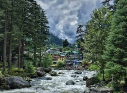 4 Nights 5 Days Manali Volvo Package