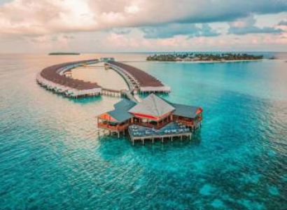 Mesmerizing Maldives With Holiday Inn Kandooma 4 Nights - 5 Days Tour
