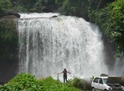 3 Nights - 4 Days North East Tour