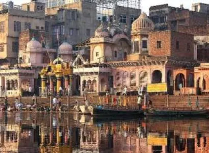 Agra 2N /3D Couple Tour Package