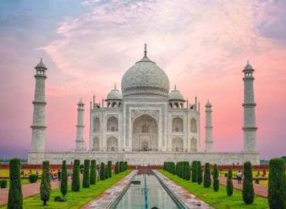 Agra 2N /3D Couple Tour Package