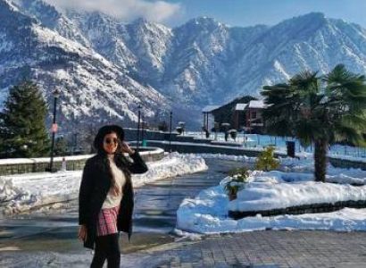 4 Nights - 5 Days Kashmir Tour Package