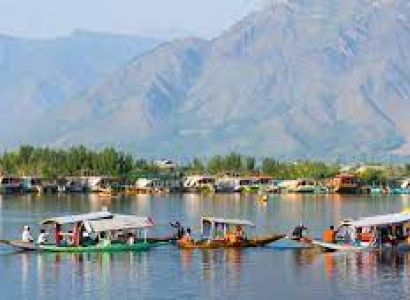 Kashmir Package 4 Nights - 5 Days Honeymoon Package