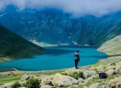 9 Night - 10 Days Great Lake Trek Tour