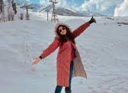 Mid Range Snow Kashmir  Package