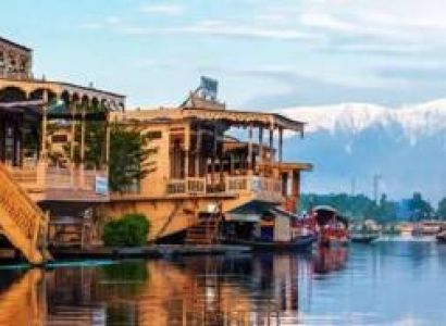 GROUP TOUR OF KASHMIR 4 NIGHTS 5 DAYS  (DELHI TO DELHI)