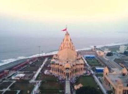 Ek Dham Dwarkapuri, Mumbai, Girnar and 8 Jyotirlinga Yatra (15 days)
