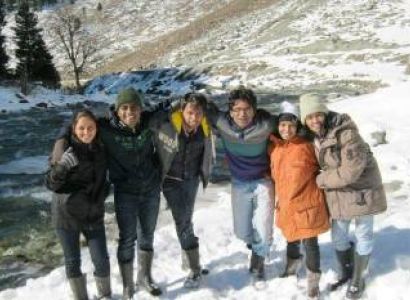 3 Night 4 Day Kashmir Family Travel Tour