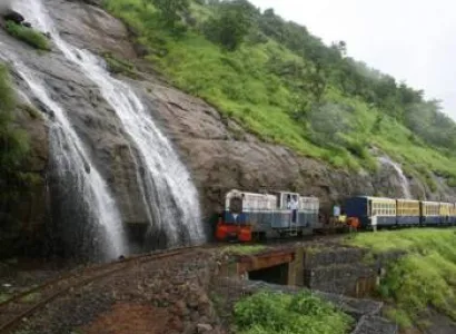 2 Nights 3 Days Matheran Tour Package