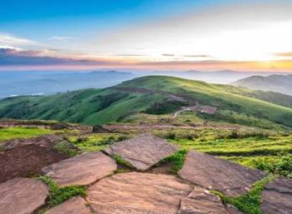 1 Night 2 Days Bengaluru to Chikmagalur Tour Pacage