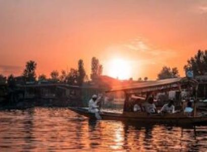 3 Night - 4 Days Kashmir Package