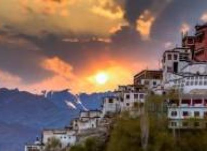 LEH LADAKH GROUP TOUR PACKAGE WITH CAMPING