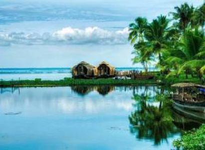 3 Nights / 4 Days Munnar Athirapally Tour