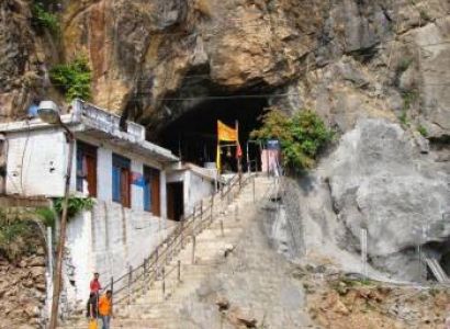 3N 4D Vaishno Devi - Shivkhori - Patnitop Tour