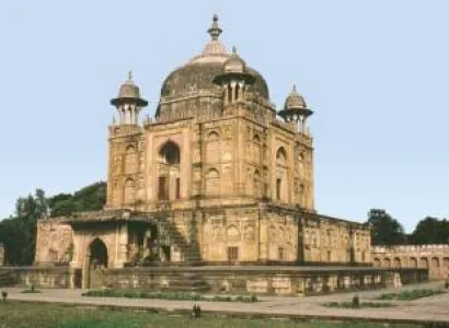 Uttar Pradesh Tour Package 6 Nights - 7 Days