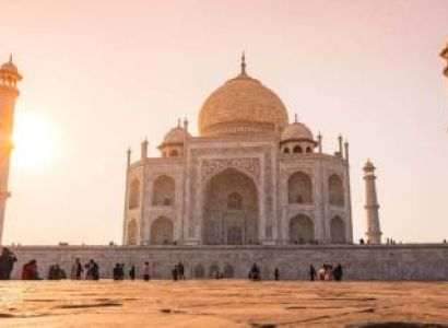 Same Day Taj Mahal & Agra Fort Tour By Car From Delhi