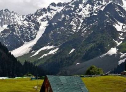 Super Deluxe Kashmir Tour Package For 5 Nights 6 Days