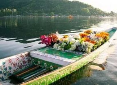 Scenic Kashmir Tour Package