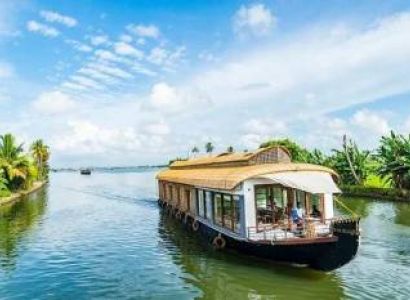 Best Of Kerala With Houseboat Stay Tour