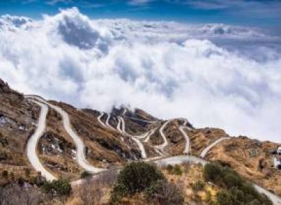 4 Night - 5 Day Silk Route Tour Package