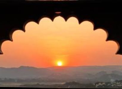 Jaipur & Ranthambore & Udaipur & Sawai Madhopur 6 Days Standard Tour Package