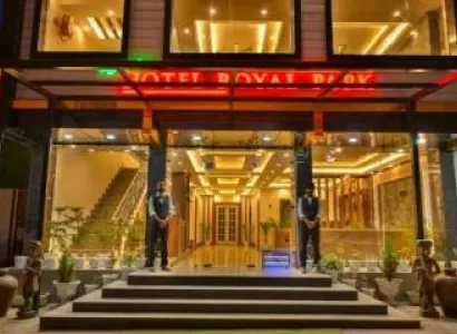 4 Nights 5 Days Kashmir Tour