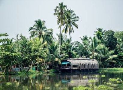 Munnar - House Boat 3 Nights 4 Days Tour