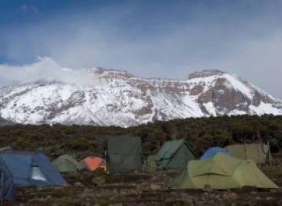 Marangu Route - 6 Days Hut Accommodation Tour