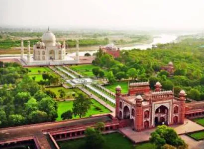 Agra To Vrindavan Tour 3 Nights - 4 Days